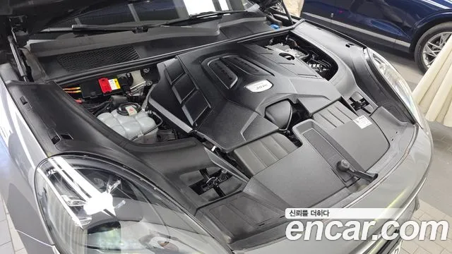 Porsche Cayenne 2019 thumb 2
