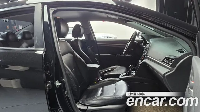 Hyundai Avante 2019 thumb 11