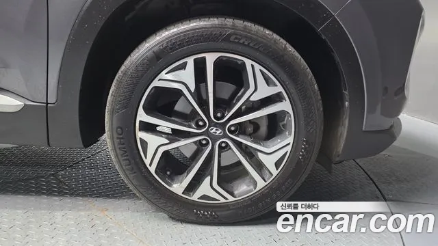 Hyundai Santa Fe 2018 thumb 10