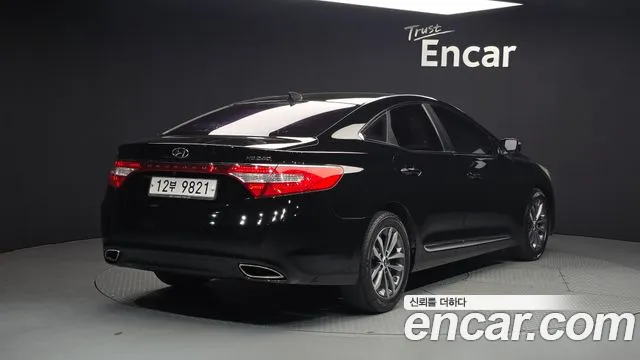 Hyundai Grandeur 2011 thumb 10