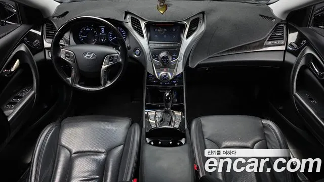 Hyundai Grandeur 2011 thumb 11