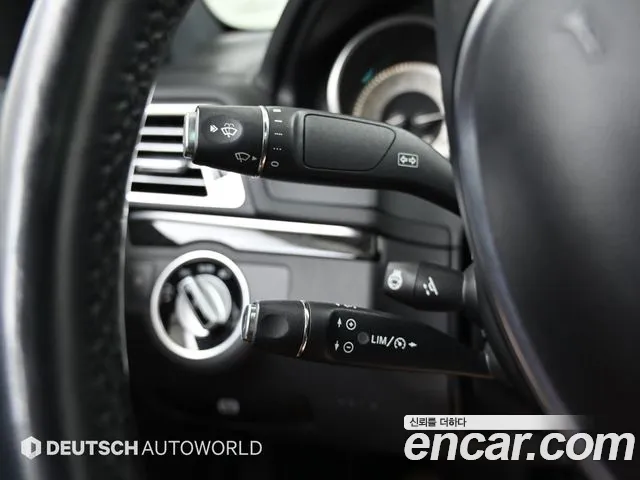 Mercedes-Benz E-Class 2014 thumb 9