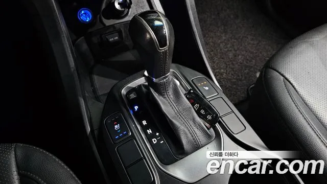 Hyundai Санта Фе 2014 thumb 6