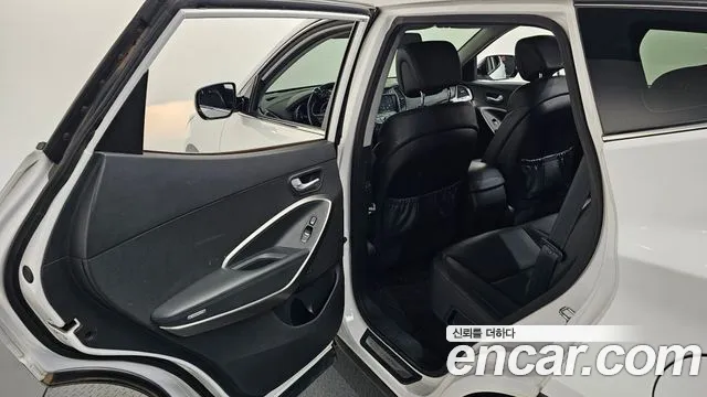 Hyundai Санта Фе 2014 thumb 8