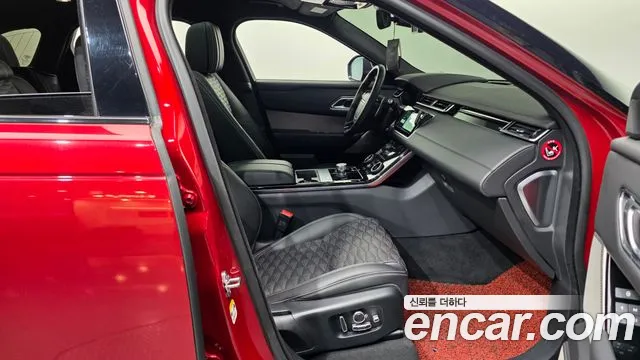 Land Rover Range Rover Velar 2019 thumb 10