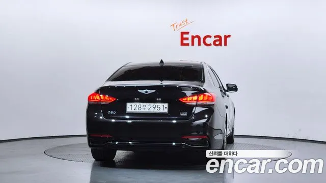 Genesis G80 2019 thumb 8