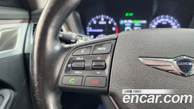 Genesis G80 2019 thumb 4