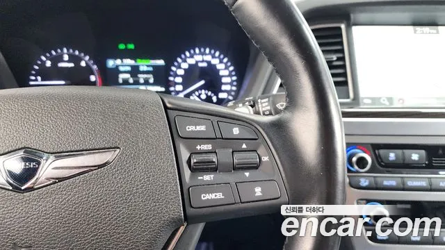Genesis G80 2019 thumb 5