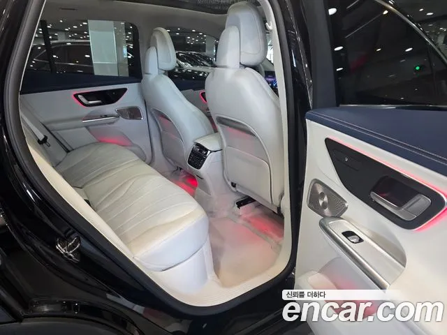 Mercedes-Benz EQE 2025 thumb 10