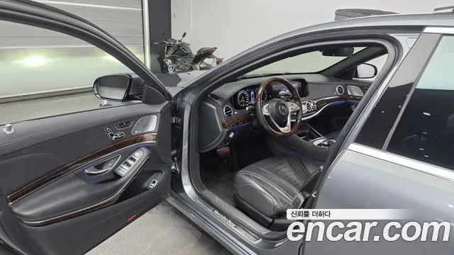 Mercedes-Benz S-Class 2019 thumb 7