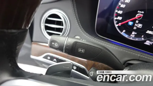 Mercedes-Benz S-Class 2019 thumb 3