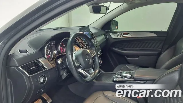 Mercedes-Benz GLE-Класс 2018 thumb 3
