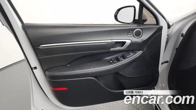 Hyundai Sonata 2025 thumb 3