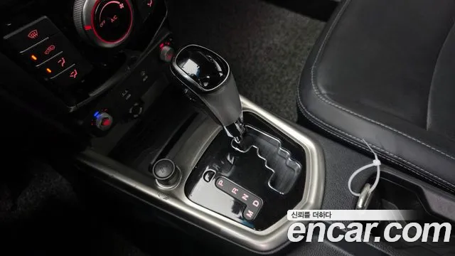 KGM Tivoli 2016 thumb 7