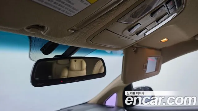 Kia Carnival 2015 thumb 7