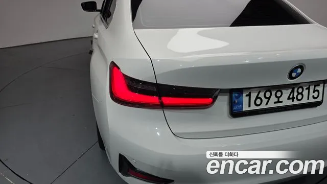 BMW 3 серии 2021 thumb 4