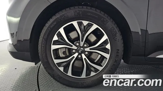 Kia Carnival 2021 thumb 8