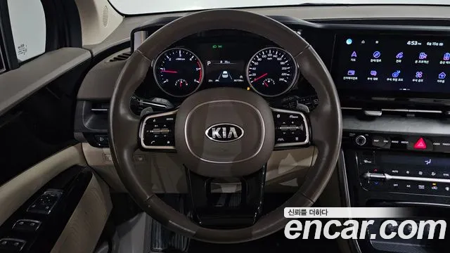 Kia Carnival 2021 thumb 5