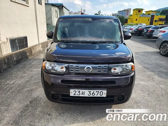 Nissan Cube 2013 thumb 2