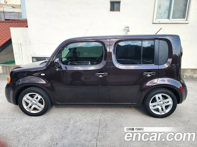 Nissan Cube 2013 thumb 3