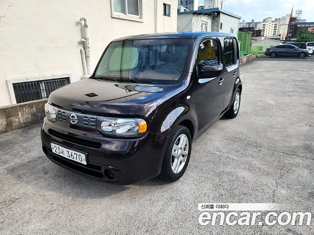 Nissan Cube 2013 thumb 11