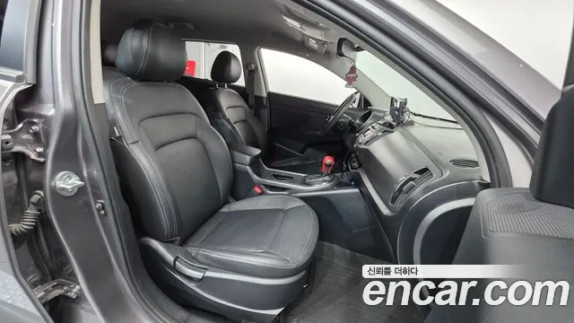 Kia Sportage 2011 thumb 5