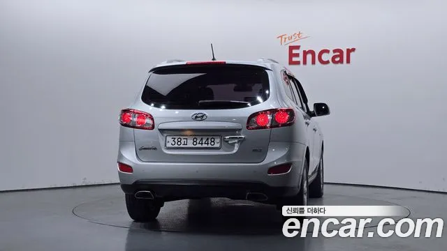Hyundai Санта Фе 2011 thumb 6
