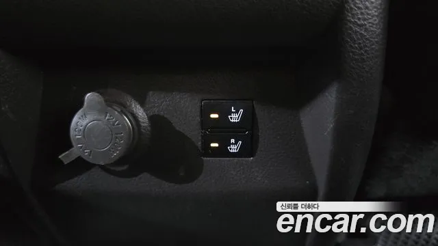 Hyundai Санта Фе 2011 thumb 10