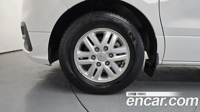 Hyundai Staria 2020 thumb 5