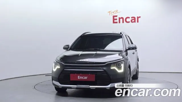 Kia Niro 2023 thumb 5