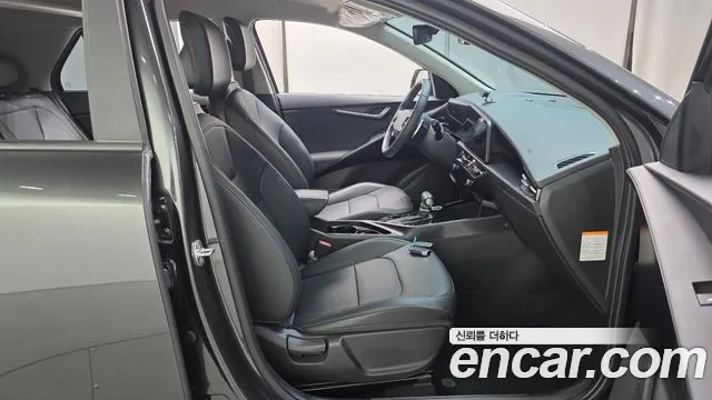 Kia Niro 2023 thumb 9