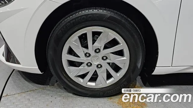 Hyundai Elantra 2021 thumb 11