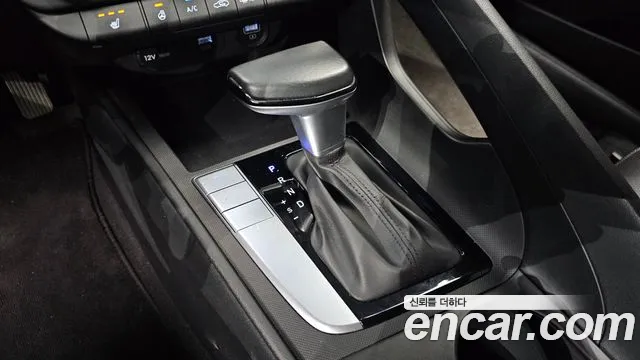 Hyundai Elantra 2021 thumb 9