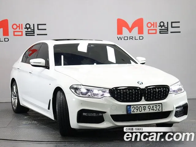 BMW 5 серии 2017 thumb 7
