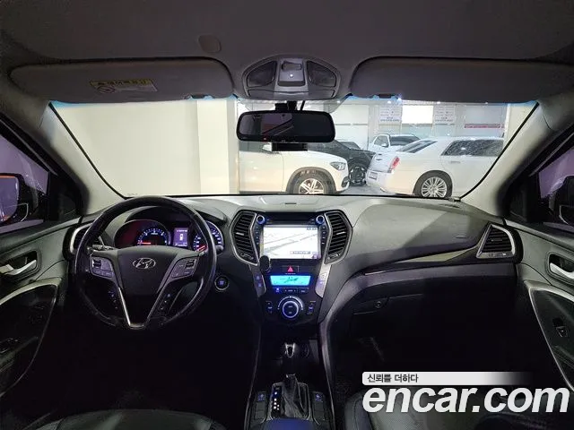 Hyundai Санта Фе 2014 thumb 5