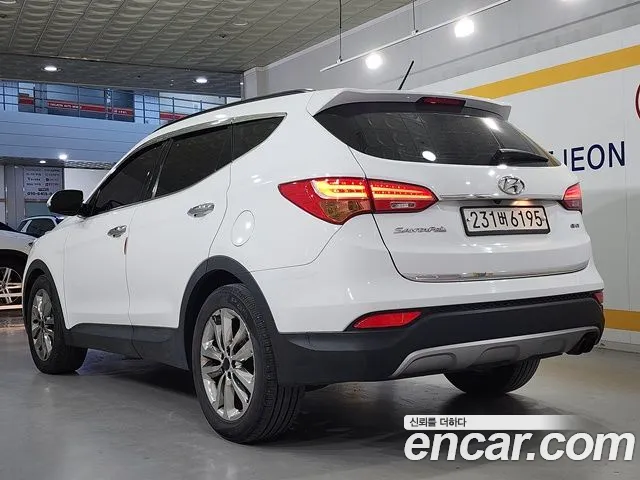 Hyundai Санта Фе 2014 thumb 7