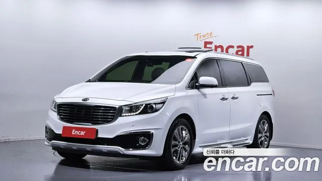 Kia Carnival 2017 thumb 2