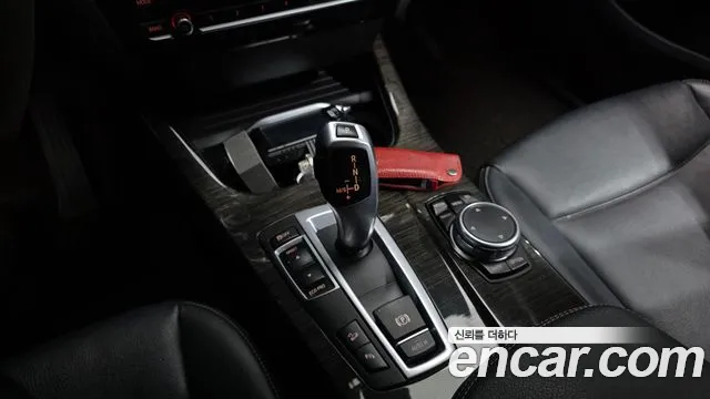 BMW X4 2015 thumb 6