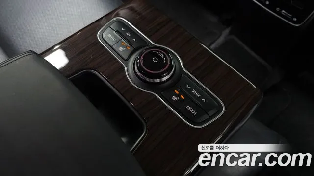 Kia K7 2014 thumb 10