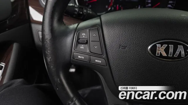 Kia K7 2014 thumb 8