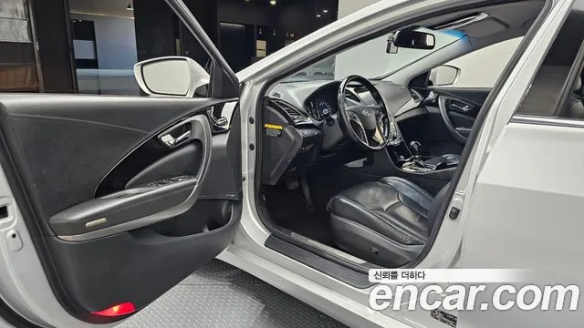 Hyundai Grandeur 2013 thumb 7