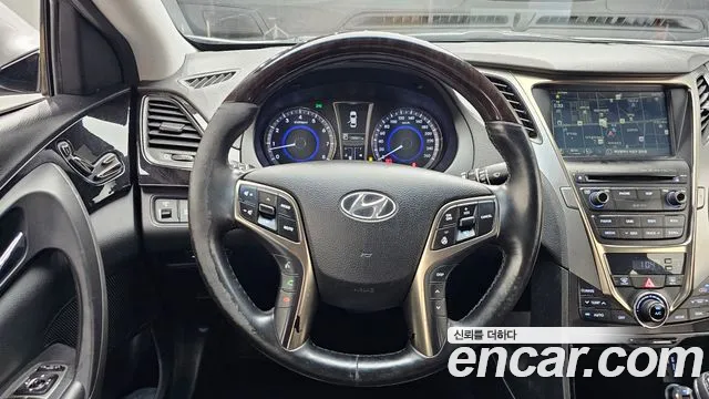 Hyundai Grandeur 2013 thumb 10