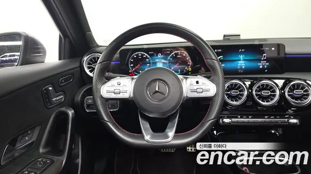 Mercedes-Benz A-Class 2023 thumb 9