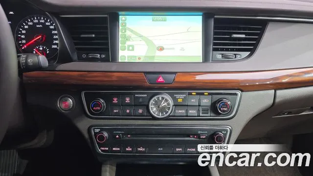 Kia K7 2016 thumb 11