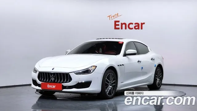 Maserati Ghibli 2018 thumb 7
