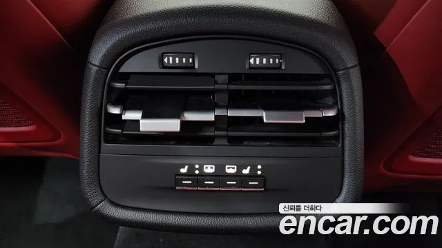 Maserati Ghibli 2018 thumb 3