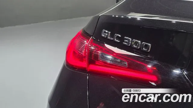 Mercedes-Benz GLC 2025 thumb 9