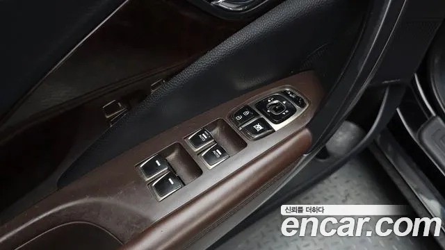 Hyundai Grandeur 2013 thumb 6