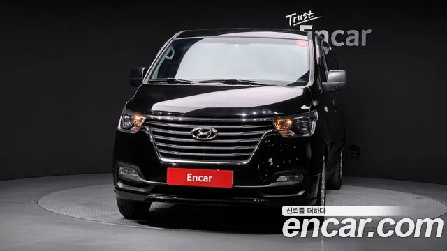Hyundai Staria 2019 thumb 3