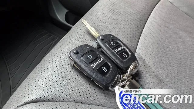 Hyundai Staria 2019 thumb 10